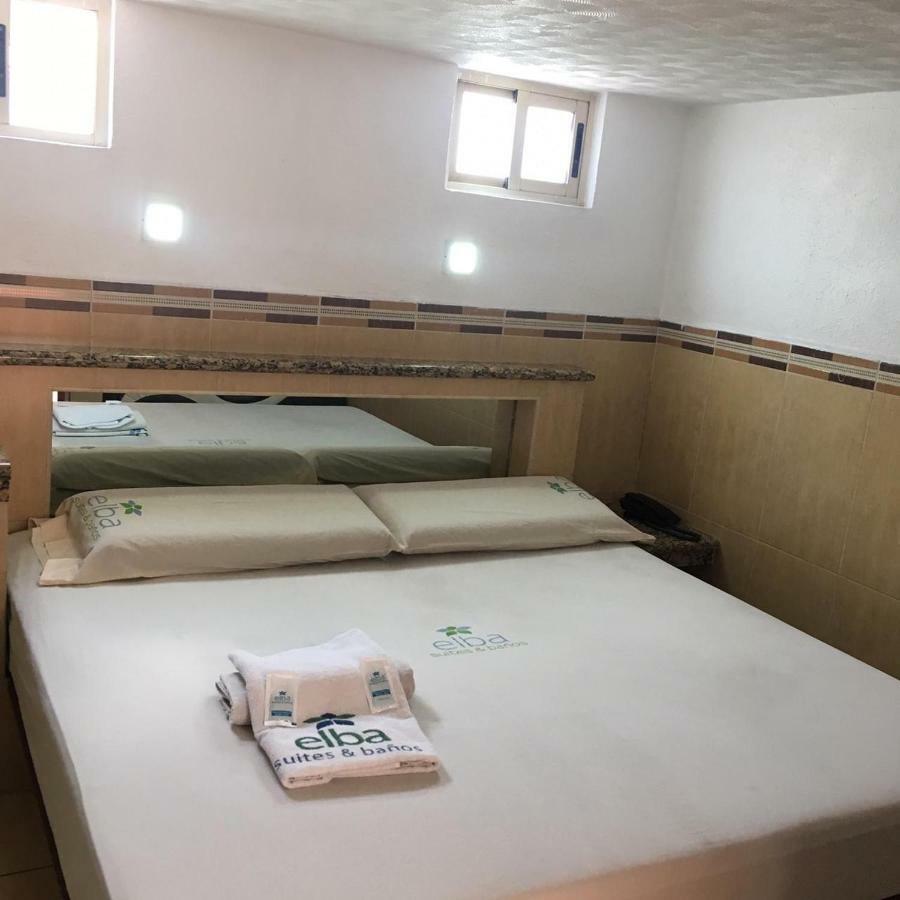 Hotel & Suites Elba Toluca Buitenkant foto